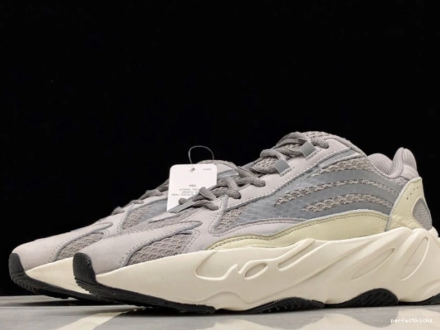 Static V2 Boost EF2829 Yeezy 700 Adidas 0712